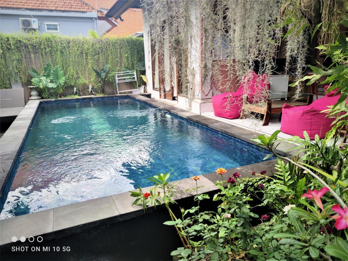 G Saskara Homestay Sanur Buitenkant foto